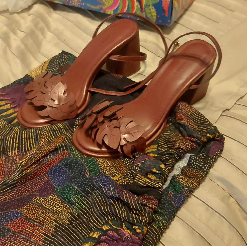 Farm Rio Brown Leather Floral Strap Sandals Size 8